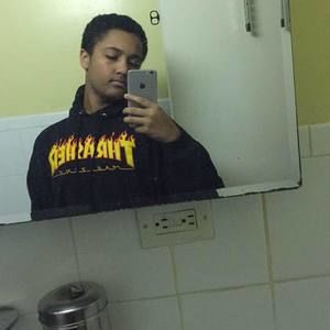 Meet your Posher, Marc